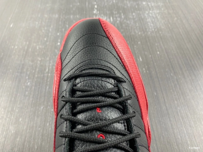 Rep MAX Game Retro (2016) Flu Jordan 130690-002 12 0811